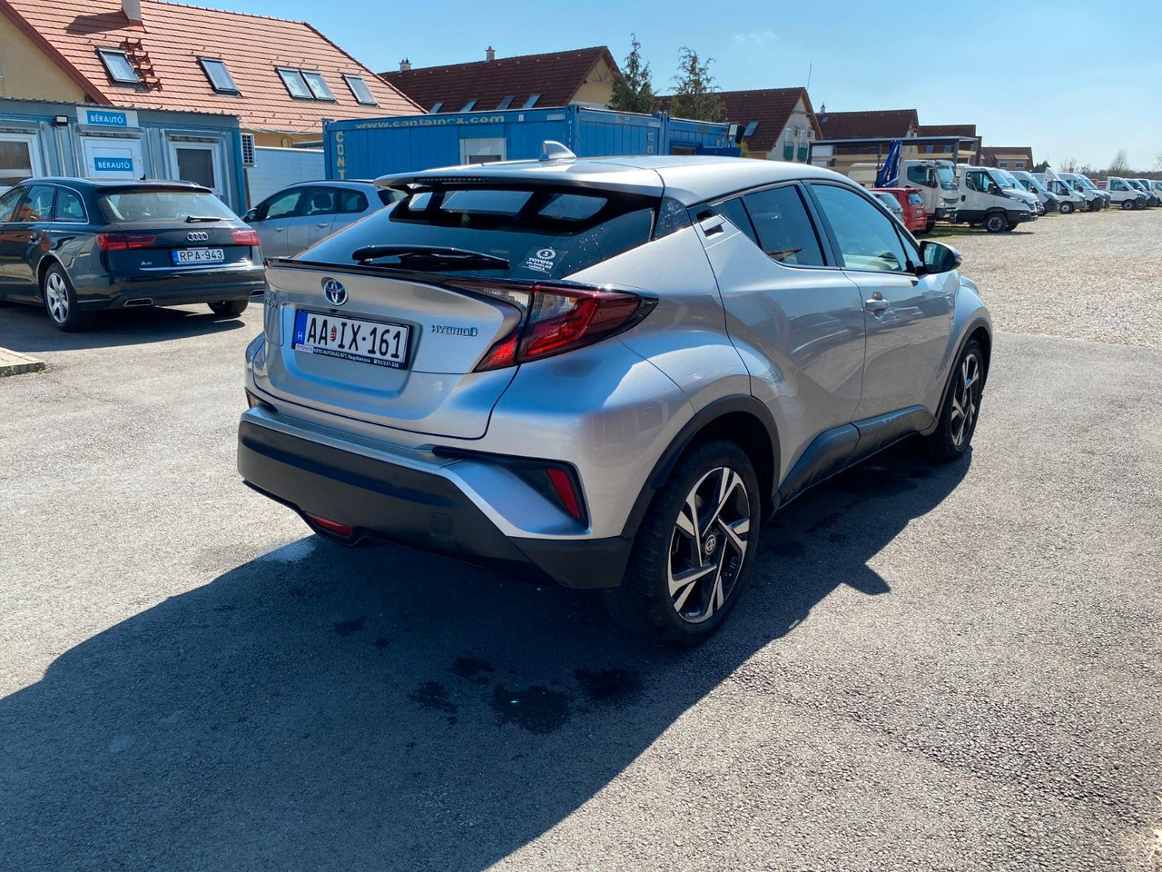 Toyota C-HR 1.8-l-VVTi Hybrid Flow - Внедорожник: фото 2 Toyota C-HR 1.8-l-VVTi Hybrid Flow - Внедорожник: фото 2