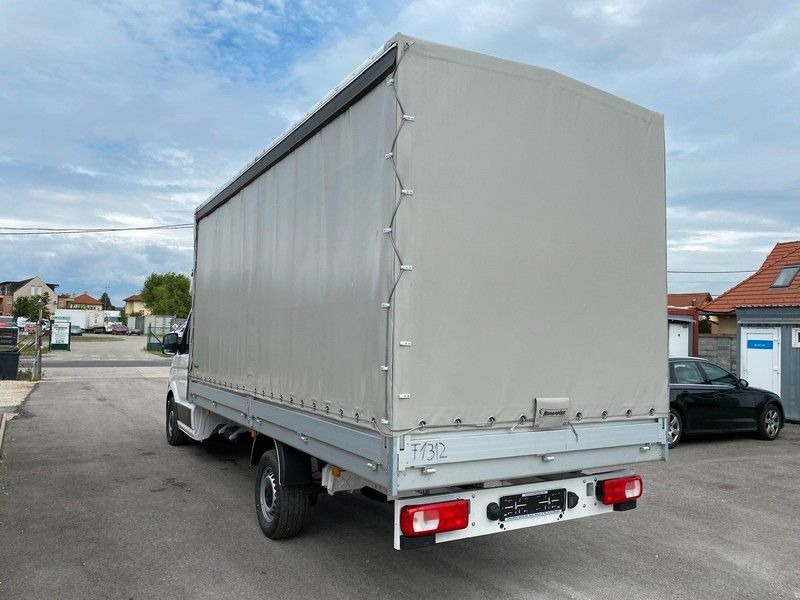 Volkswagen Crafter - Малотоннажный бортовой грузовик: фото 5 Volkswagen Crafter - Малотоннажный бортовой грузовик: фото 5