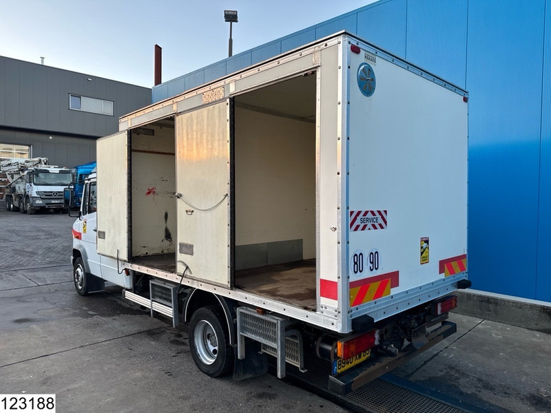 Mercedes-Benz 815 Manual transmission, Steel suspension - Грузовик с закрытым кузовом: фото 4 Mercedes-Benz 815 Manual transmission, Steel suspension - Грузовик с закрытым кузовом: фото 4