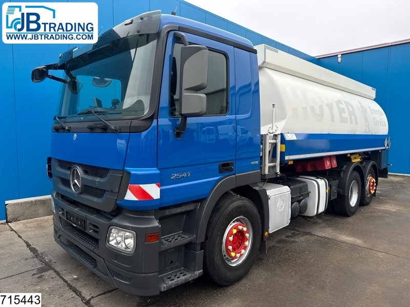 Mercedes-Benz Actros 2541 6x2, EURO 5, ADR, 20.550 Liter, 4 Comp - Грузовик-цистерна: фото 1 Mercedes-Benz Actros 2541 6x2, EURO 5, ADR, 20.550 Liter, 4 Comp - Грузовик-цистерна: фото 1
