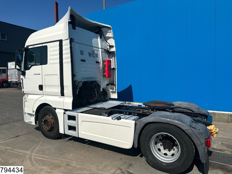 MAN TGX 18 460 EURO 6, Retarder, PTO - Тягач: фото 4 MAN TGX 18 460 EURO 6, Retarder, PTO - Тягач: фото 4