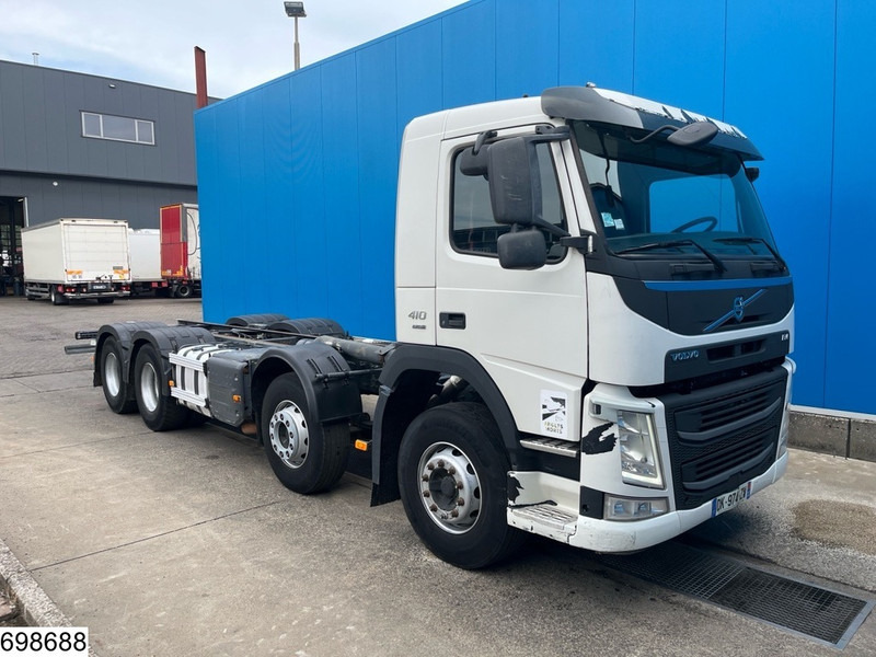 Volvo FM 410 8x4, EURO 6, PTO - Грузовик-шасси: фото 2 Volvo FM 410 8x4, EURO 6, PTO - Грузовик-шасси: фото 2