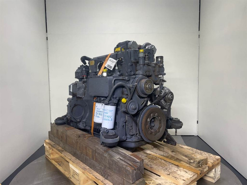 Ahlmann AZ150-Deutz BF4M2012C-Engine/Motor - Двигатель для Строительной техники: фото 3 Ahlmann AZ150-Deutz BF4M2012C-Engine/Motor - Двигатель для Строительной техники: фото 3