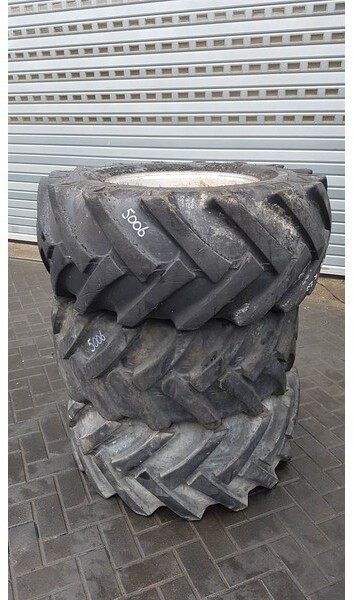 BKT 405/70-20 (16/70-20) - Tyre/Reifen/Band - Шины и диски для Строительной техники: фото 1 BKT 405/70-20 (16/70-20) - Tyre/Reifen/Band - Шины и диски для Строительной техники: фото 1