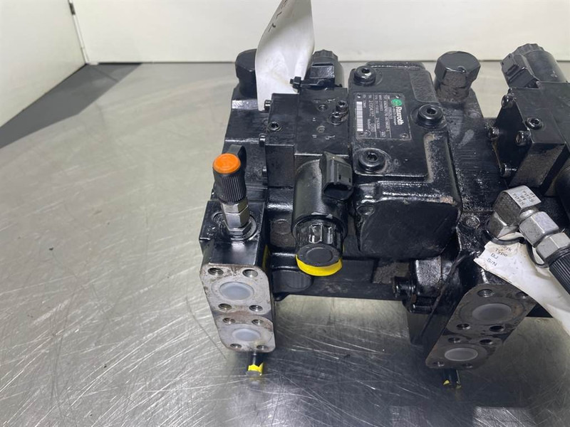 Bomag -Rexroth A10VG28EP4D1/10L-Drive pump/Fahrpumpe - Гидравлика для Строительной техники: фото 1 Bomag -Rexroth A10VG28EP4D1/10L-Drive pump/Fahrpumpe - Гидравлика для Строительной техники: фото 1