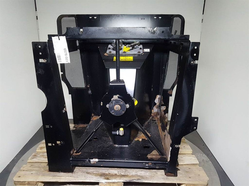 Case 621D-84528083-Tank/Behälter/Reservoir - Гидравлика для Строительной техники: фото 1 Case 621D-84528083-Tank/Behälter/Reservoir - Гидравлика для Строительной техники: фото 1