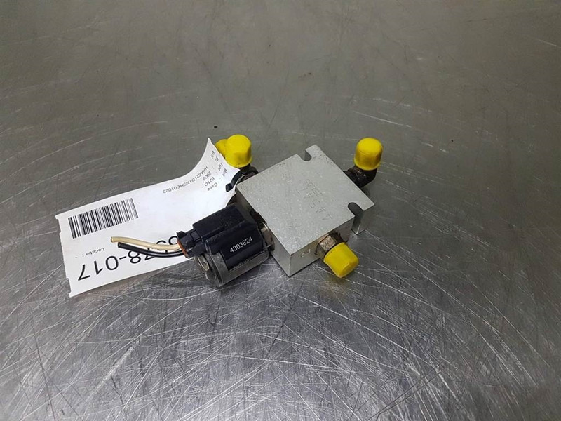 Case 621D-CNH 445471A1-Valve/Ventile/Ventiel - Гидравлика для Строительной техники: фото 2 Case 621D-CNH 445471A1-Valve/Ventile/Ventiel - Гидравлика для Строительной техники: фото 2