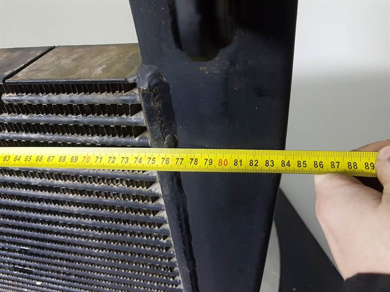 Case 921C-Modine 259332A4-Cooler/Kühler/Koeler - Двигатель для Строительной техники: фото 4 Case 921C-Modine 259332A4-Cooler/Kühler/Koeler - Двигатель для Строительной техники: фото 4