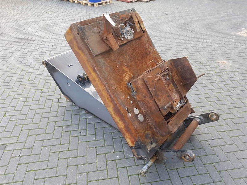 Fuchs MHL320-Terex 6733106201/0733106002-Cab elevators - Рама/ Шасси для Строительной техники: фото 5 Fuchs MHL320-Terex 6733106201/0733106002-Cab elevators - Рама/ Шасси для Строительной техники: фото 5