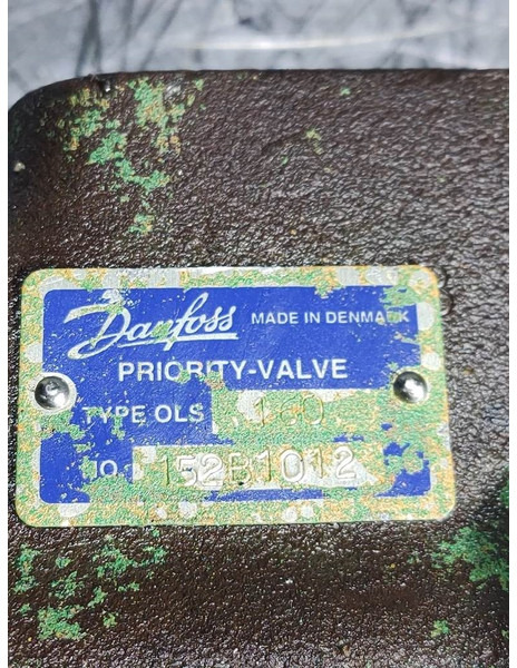 Hitachi W110A-Sauer Danfoss OLS160-152B1012-Priority valve - Гидравлика для Строительной техники: фото 4 Hitachi W110A-Sauer Danfoss OLS160-152B1012-Priority valve - Гидравлика для Строительной техники: фото 4