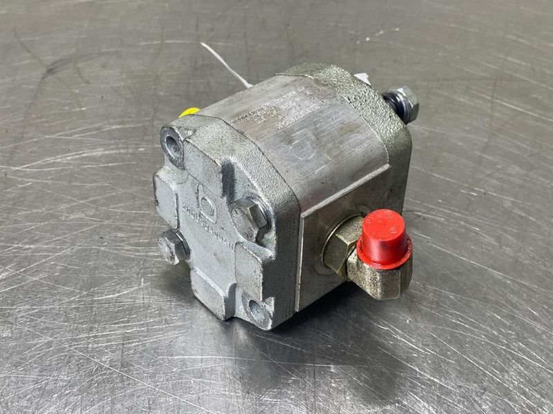 JCB 406-333/R9738-Gearpump/Zahnradpumpe/Tandwielpomp - Гидравлика для Строительной техники: фото 4 JCB 406-333/R9738-Gearpump/Zahnradpumpe/Tandwielpomp - Гидравлика для Строительной техники: фото 4