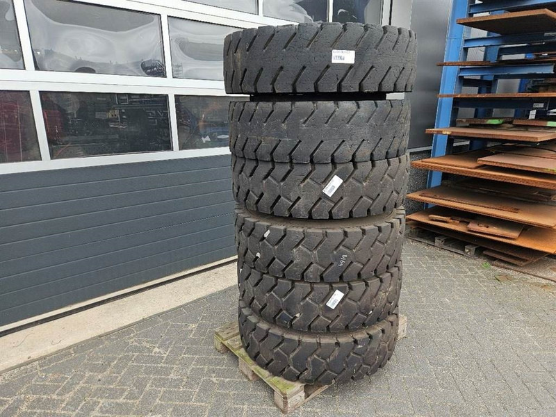 Liebherr LH24M-Michelin 11.00R20-Tyre/Reifen/Band - Шины и диски для Строительной техники: фото 3 Liebherr LH24M-Michelin 11.00R20-Tyre/Reifen/Band - Шины и диски для Строительной техники: фото 3