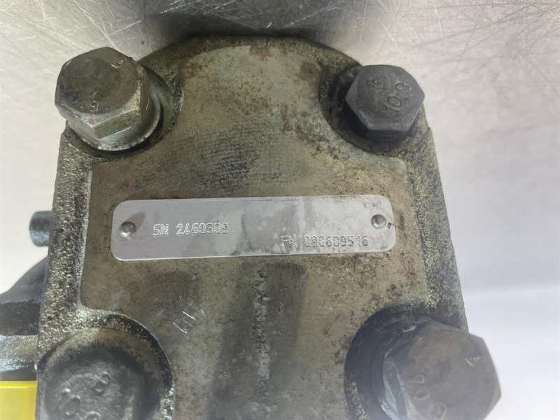 Manitou -5N2460309-Gearpump/Zahnradpumpe/Tandwielpomp - Гидравлика для Строительной техники: фото 4 Manitou -5N2460309-Gearpump/Zahnradpumpe/Tandwielpomp - Гидравлика для Строительной техники: фото 4