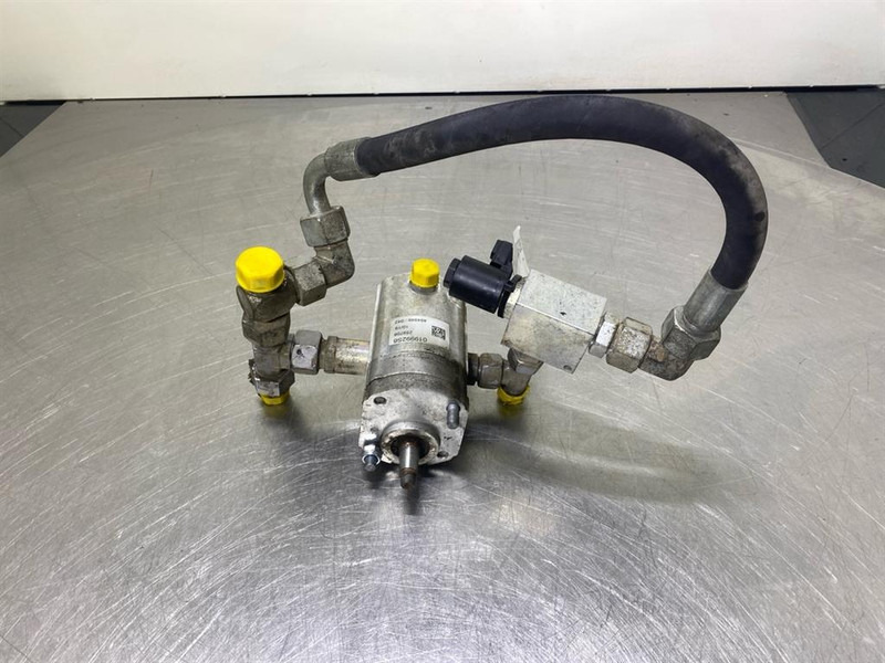 Manitou MT1840-259708-Gearpump/Zahnradpumpe/Tandwielpomp - Гидравлика для Строительной техники: фото 2 Manitou MT1840-259708-Gearpump/Zahnradpumpe/Tandwielpomp - Гидравлика для Строительной техники: фото 2