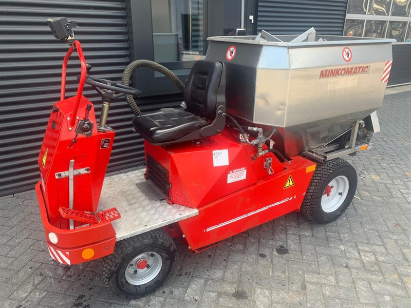 NORCAR MINKOMATIC 670 DLA - Инвентарь для животноводства: фото 5 NORCAR MINKOMATIC 670 DLA - Инвентарь для животноводства: фото 5