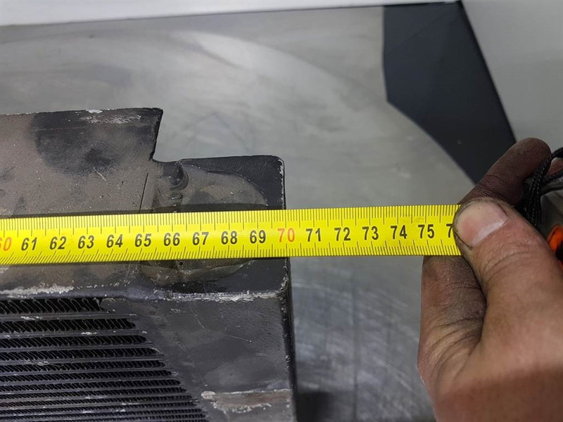 Nissens 170403300 - Oil Cooler/Kühler/Koeler - Двигатель и запчасти для Строительной техники: фото 5 Nissens 170403300 - Oil Cooler/Kühler/Koeler - Двигатель и запчасти для Строительной техники: фото 5