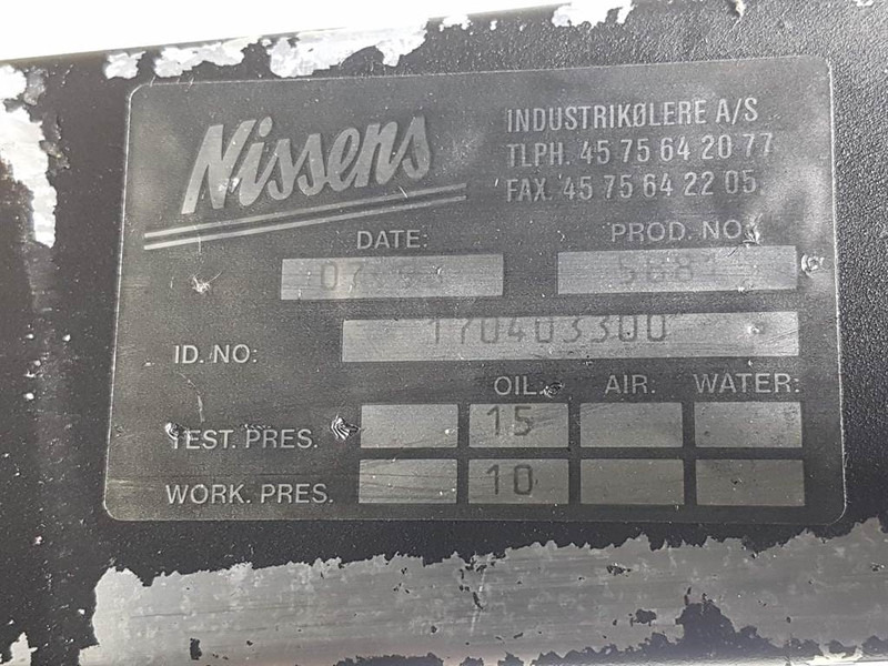 Nissens 170403300 - Oil Cooler/Kühler/Koeler - Двигатель и запчасти для Строительной техники: фото 4 Nissens 170403300 - Oil Cooler/Kühler/Koeler - Двигатель и запчасти для Строительной техники: фото 4