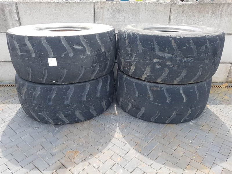 Recaflex 26.5-25 - Tyre/Reifen/Band - Шина для Строительной техники: фото 1 Recaflex 26.5-25 - Tyre/Reifen/Band - Шина для Строительной техники: фото 1