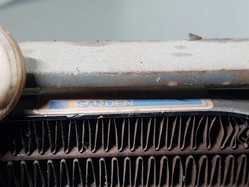SANDEN MFC-2046AE-Airco condenser/Klimakondensator - Рама/ Шасси для Строительной техники: фото 4 SANDEN MFC-2046AE-Airco condenser/Klimakondensator - Рама/ Шасси для Строительной техники: фото 4