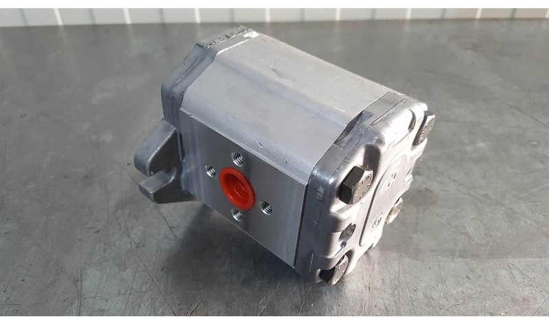 Sauer Sundstrand SKP2NN/022LN06SBP1E8C7 - Gearpump - Гидравлика: фото 2 Sauer Sundstrand SKP2NN/022LN06SBP1E8C7 - Gearpump - Гидравлика: фото 2
