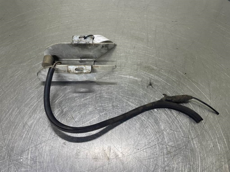 Sennebogen 835E-141092-Holder with Camera/Kamera - Кабина и интерьер для Строительной техники: фото 3 Sennebogen 835E-141092-Holder with Camera/Kamera - Кабина и интерьер для Строительной техники: фото 3