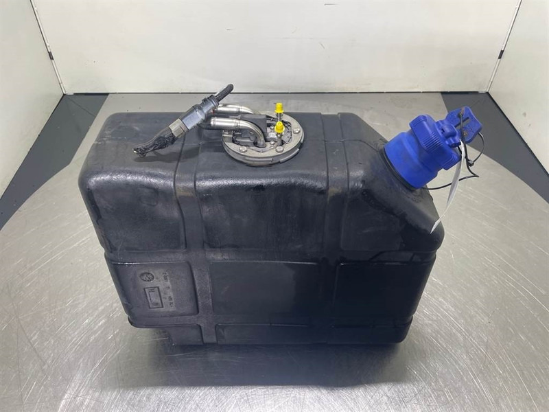 Sennebogen 835E-Cummins 4387616-AdBlue tank - Рама/ Шасси для Строительной техники: фото 4 Sennebogen 835E-Cummins 4387616-AdBlue tank - Рама/ Шасси для Строительной техники: фото 4