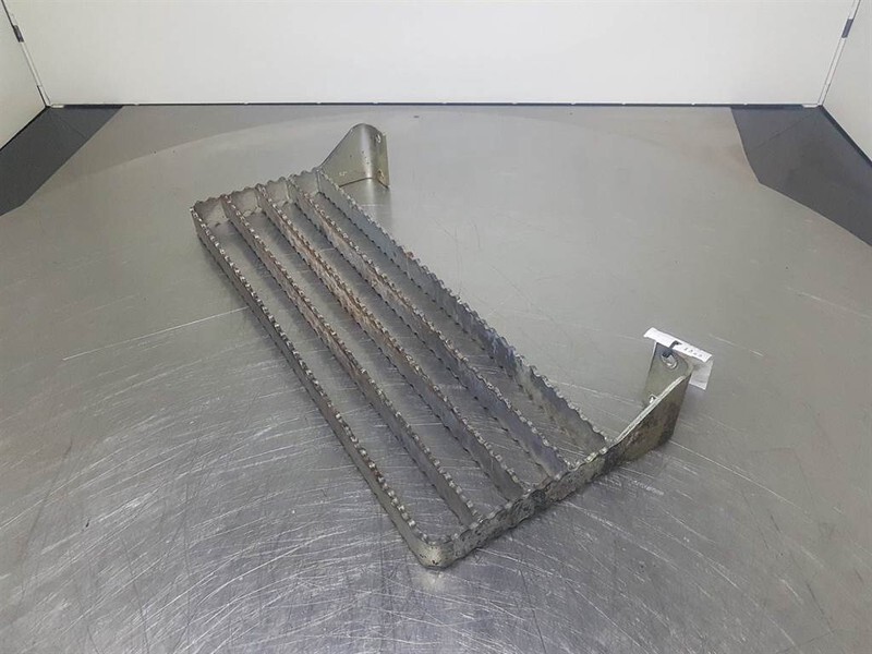 Terex TL210-0455006041-Stair panel/Trittstufen/Traptrede - Рама/ Шасси для Строительной техники: фото 2 Terex TL210-0455006041-Stair panel/Trittstufen/Traptrede - Рама/ Шасси для Строительной техники: фото 2
