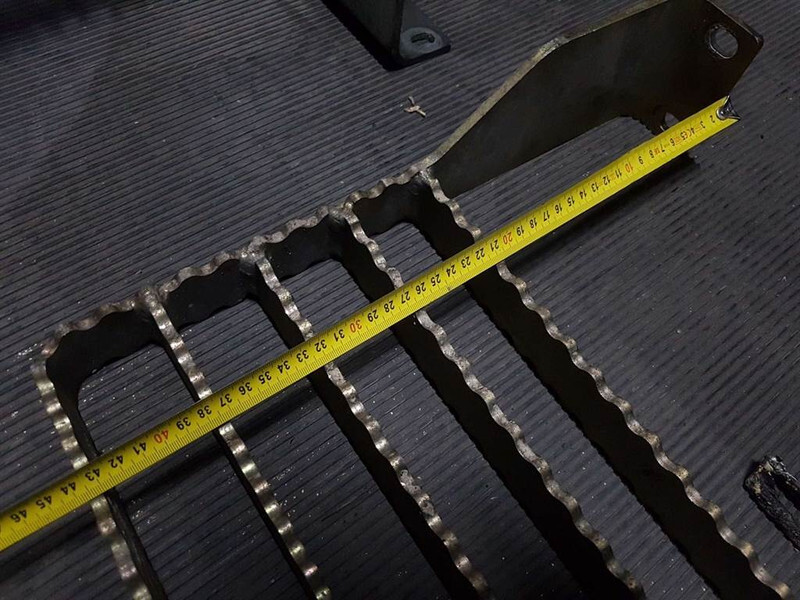 Terex TL210-0455006044-Stair panel/Trittstufen/Traptrede - Рама/ Шасси для Строительной техники: фото 4 Terex TL210-0455006044-Stair panel/Trittstufen/Traptrede - Рама/ Шасси для Строительной техники: фото 4