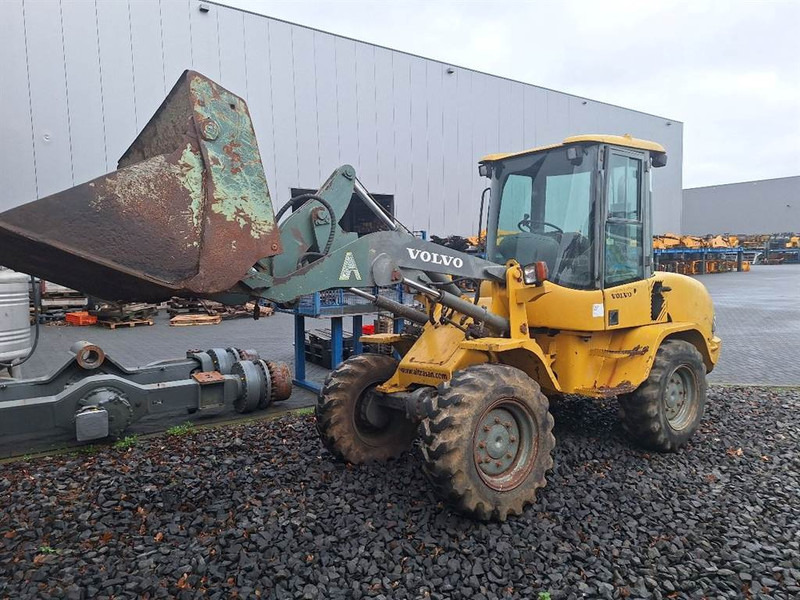 Volvo L30D - (For parts) - Колёсный погрузчик: фото 1 Volvo L30D - (For parts) - Колёсный погрузчик: фото 1