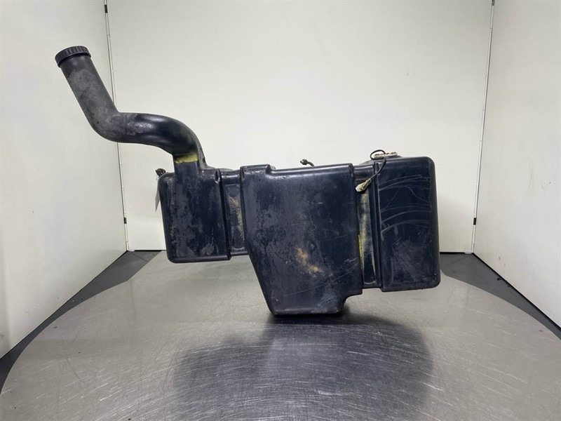 Volvo L30D-VOE11370525-Fuel tank/Kraftstofftank/Tank - Рама/ Шасси для Строительной техники: фото 1 Volvo L30D-VOE11370525-Fuel tank/Kraftstofftank/Tank - Рама/ Шасси для Строительной техники: фото 1