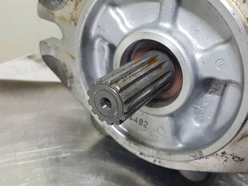 Yanmar V70 Speeder - Gearpump/Zahnradpumpe/Tandwielpomp - Гидравлика для Строительной техники: фото 4 Yanmar V70 Speeder - Gearpump/Zahnradpumpe/Tandwielpomp - Гидравлика для Строительной техники: фото 4