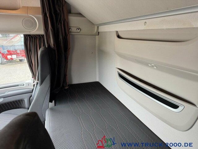 DAF XF 480 FT Super Space Cab 2 Betten + Kühlschrank - Тягач: фото 4 DAF XF 480 FT Super Space Cab 2 Betten + Kühlschrank - Тягач: фото 4