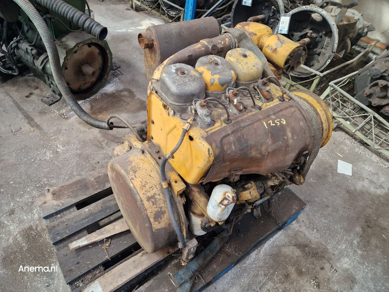 Deutz F3L912 - Двигатель: фото 1 Deutz F3L912 - Двигатель: фото 1