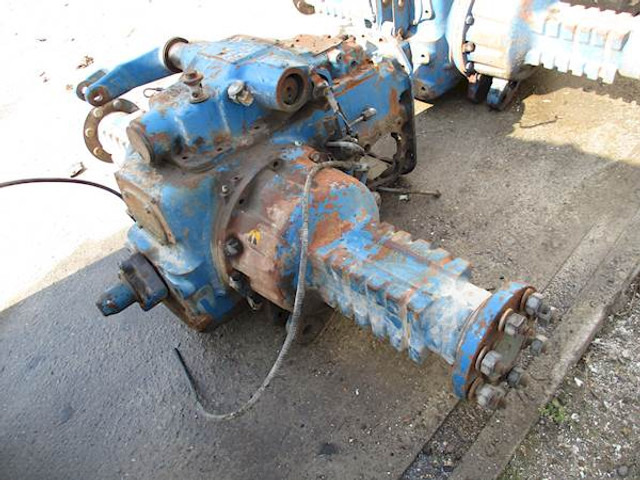 Ford 5000 - Задняя ось для Грузовиков: фото 3 Ford 5000 - Задняя ось для Грузовиков: фото 3