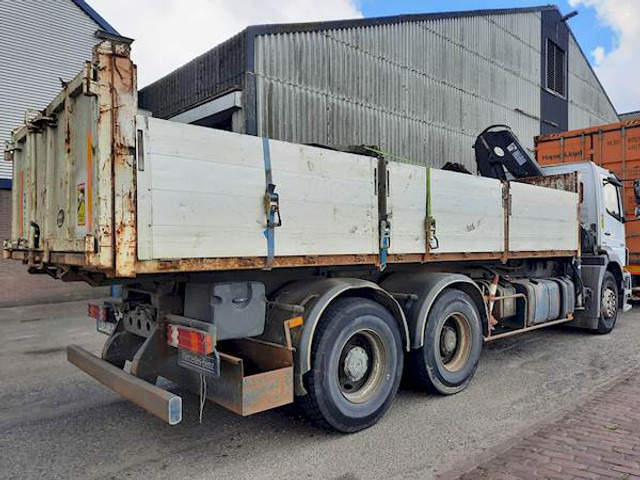 Mercedes-Benz 2633 6X4 - Самосвал: фото 4 Mercedes-Benz 2633 6X4 - Самосвал: фото 4