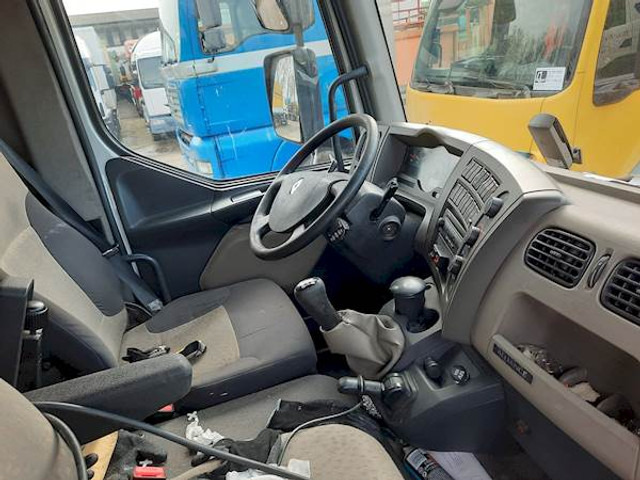 Renault MIDLUM 220 - Грузовик-шасси: фото 4 Renault MIDLUM 220 - Грузовик-шасси: фото 4