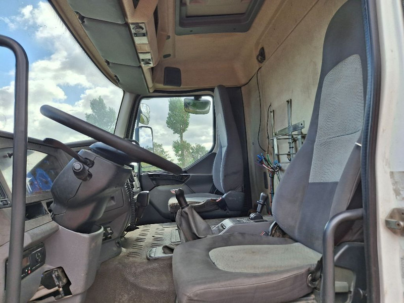 Renault PREMIUM 270 GAS / LPG - Грузовик-цистерна: фото 4 Renault PREMIUM 270 GAS / LPG - Грузовик-цистерна: фото 4