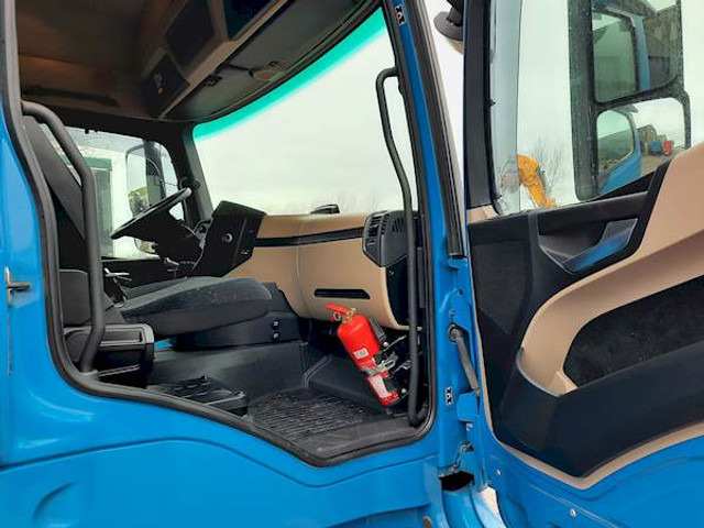 Тягач Mercedes-Benz ACTROS 1843: фото 6