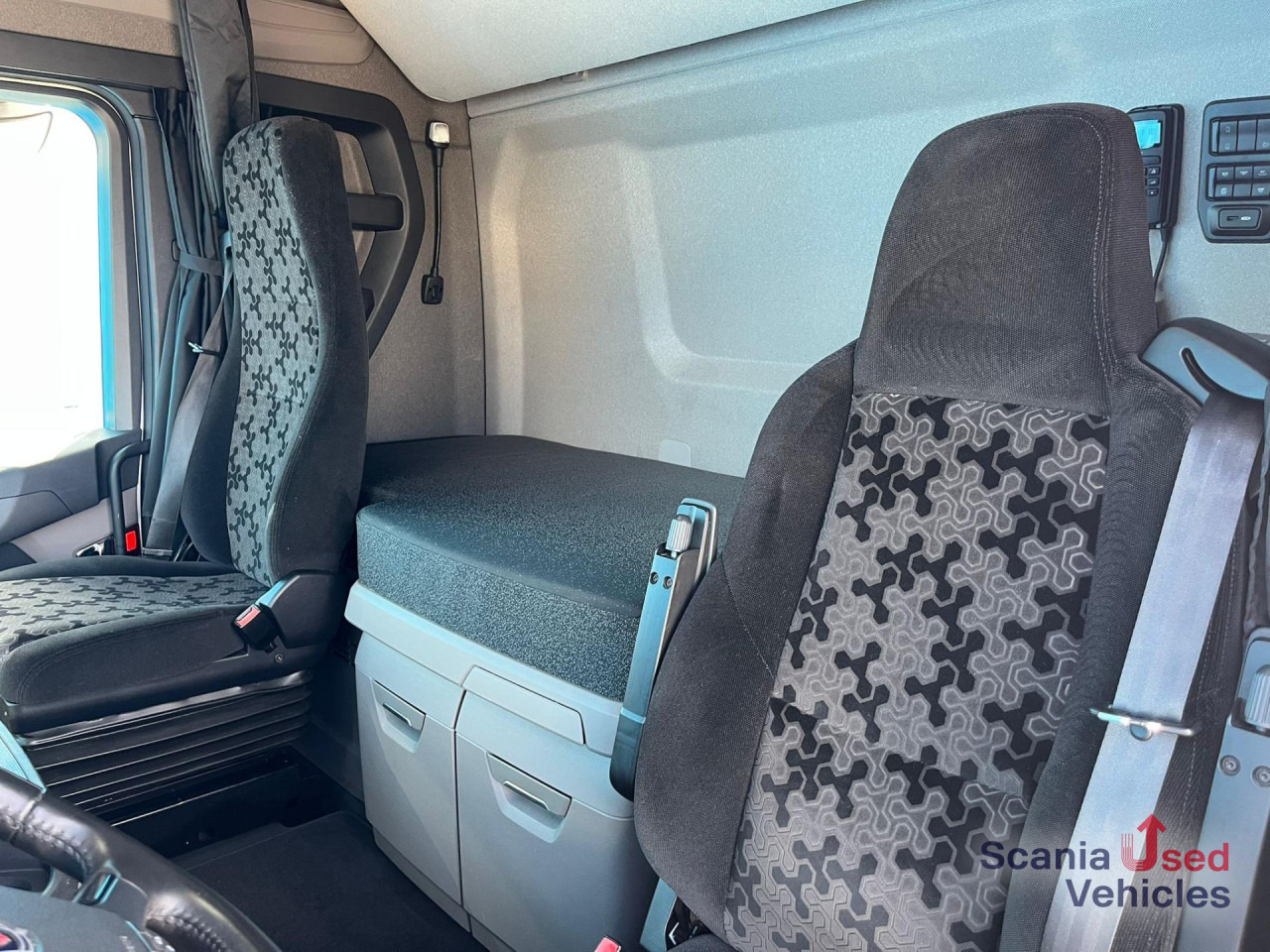 SCANIA S 500 A4x2NB DIFF-L RETARDER P-AIRCO FULL AIR ACC - Тягач: фото 3 SCANIA S 500 A4x2NB DIFF-L RETARDER P-AIRCO FULL AIR ACC - Тягач: фото 3