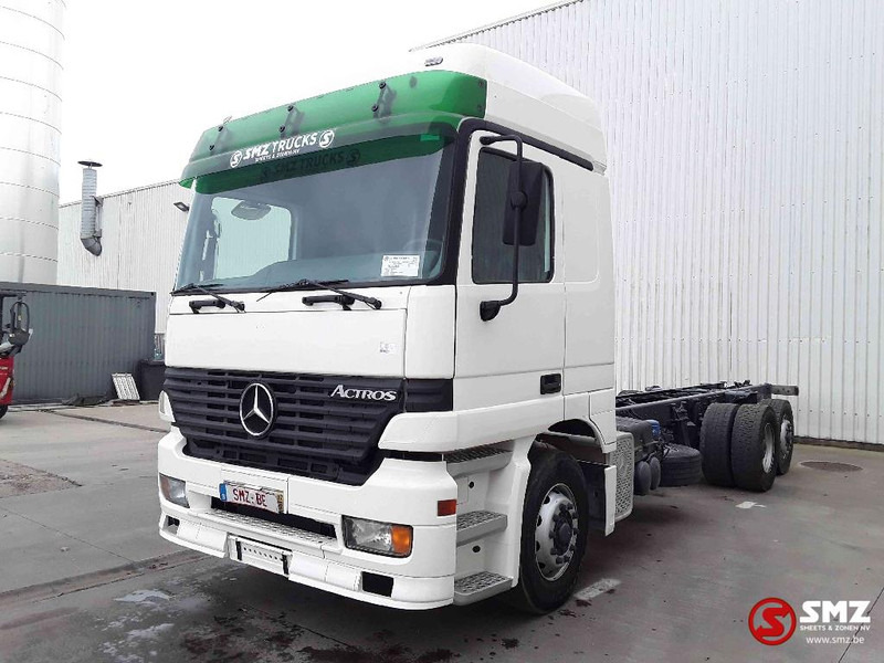 Mercedes-Benz Actros 2535 - Грузовик-шасси: фото 3 Mercedes-Benz Actros 2535 - Грузовик-шасси: фото 3