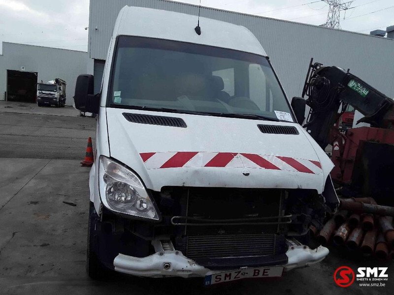 Mercedes-Benz Sprinter 311 accident - Фургон с закрытым кузовом: фото 2 Mercedes-Benz Sprinter 311 accident - Фургон с закрытым кузовом: фото 2