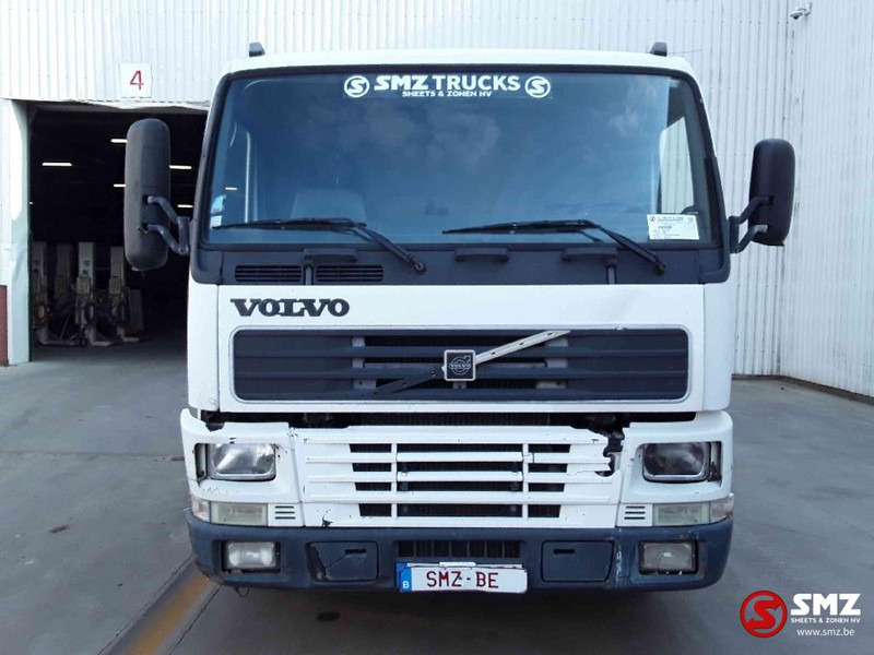 Volvo FM 7 290 lames inox - Грузовик-цистерна: фото 2 Volvo FM 7 290 lames inox - Грузовик-цистерна: фото 2