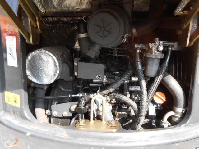 Мини-экскаватор Hitachi ZX22U-2CLR , Powertilt: фото 9