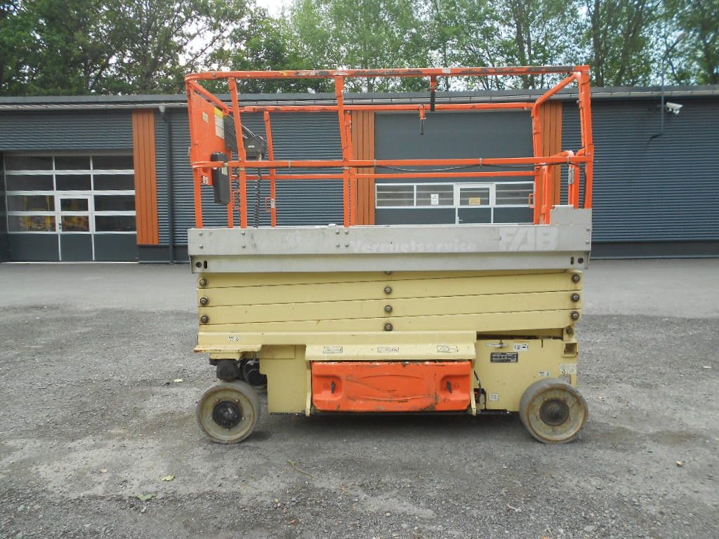 Ножничный подъемник JLG JLG 3246, Scherenarbeitsbühne, 11,9 m: фото 16