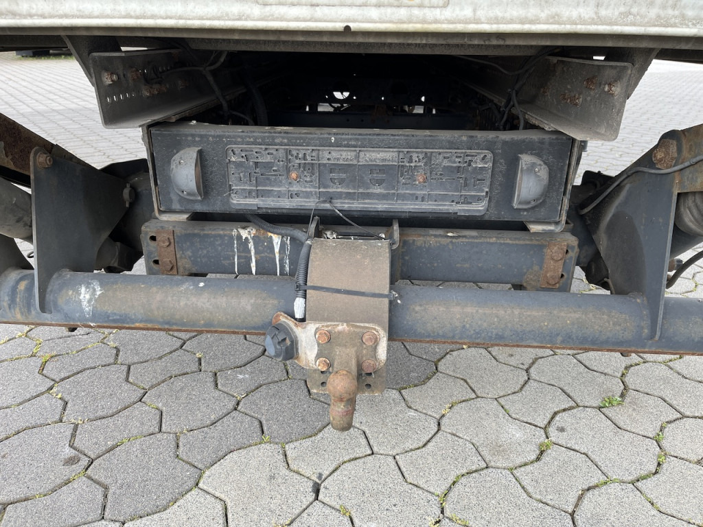 FUSO Canter 7C18 4x2 Ladebordwand - Тентованный фургон: фото 4 FUSO Canter 7C18 4x2 Ladebordwand - Тентованный фургон: фото 4