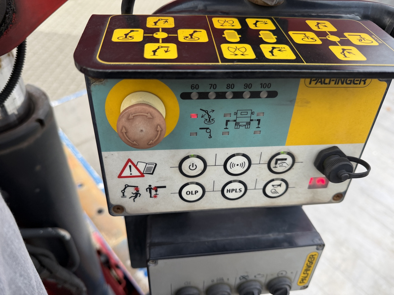 MAN TGX 26.500 6x2 Palfinger 18001 SLD 3 Baustoff - Грузовик бортовой/ Платформа, Автоманипулятор: фото 5 MAN TGX 26.500 6x2 Palfinger 18001 SLD 3 Baustoff - Грузовик бортовой/ Платформа, Автоманипулятор: фото 5