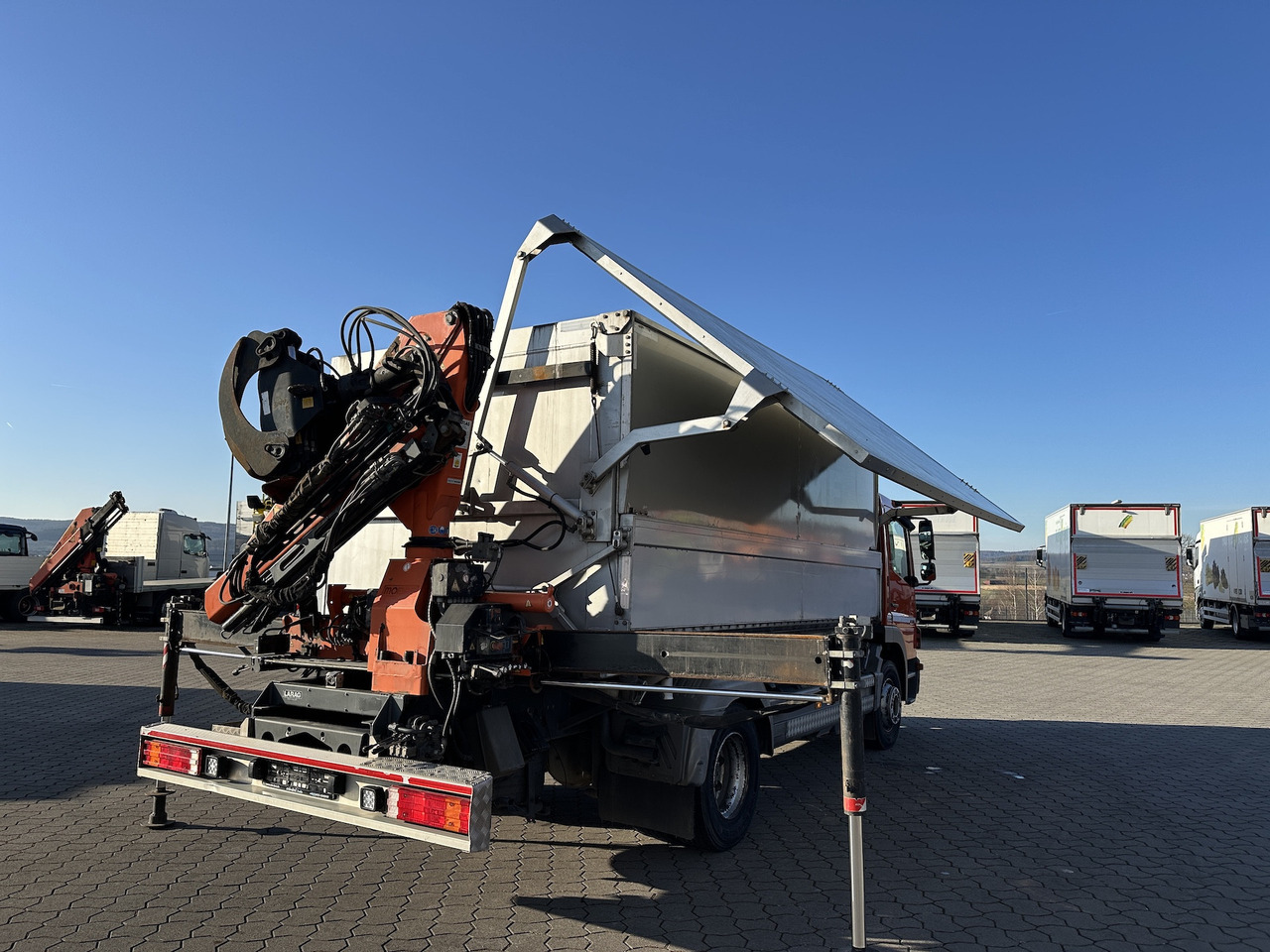 Mercedes-Benz Atego 1529 4x2  Atlas 57.3-A2   Kadaverkipper - Автоманипулятор, Самосвал: фото 2 Mercedes-Benz Atego 1529 4x2  Atlas 57.3-A2   Kadaverkipper - Автоманипулятор, Самосвал: фото 2