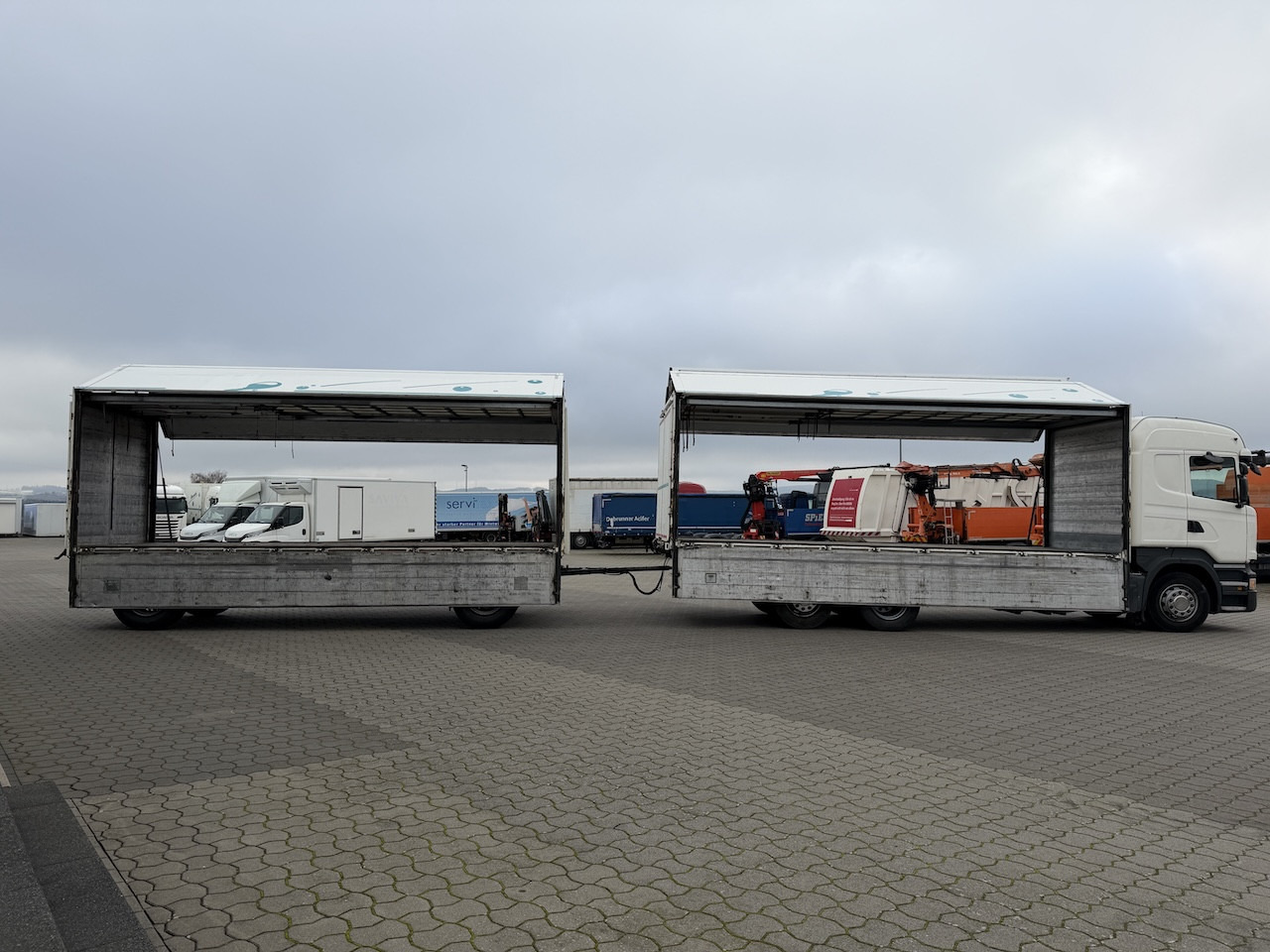 Грузовик с закрытым кузовом Scania R 450 6x2 Geränkezug + Orten Anhänger: фото 12