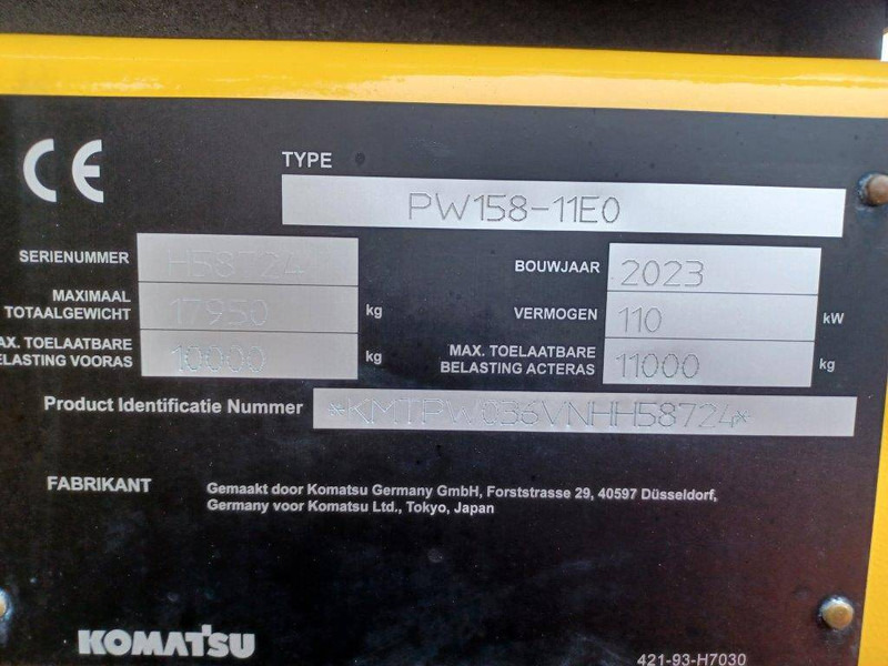 Komatsu PW158-11E0 - Колёсный экскаватор: фото 2 Komatsu PW158-11E0 - Колёсный экскаватор: фото 2