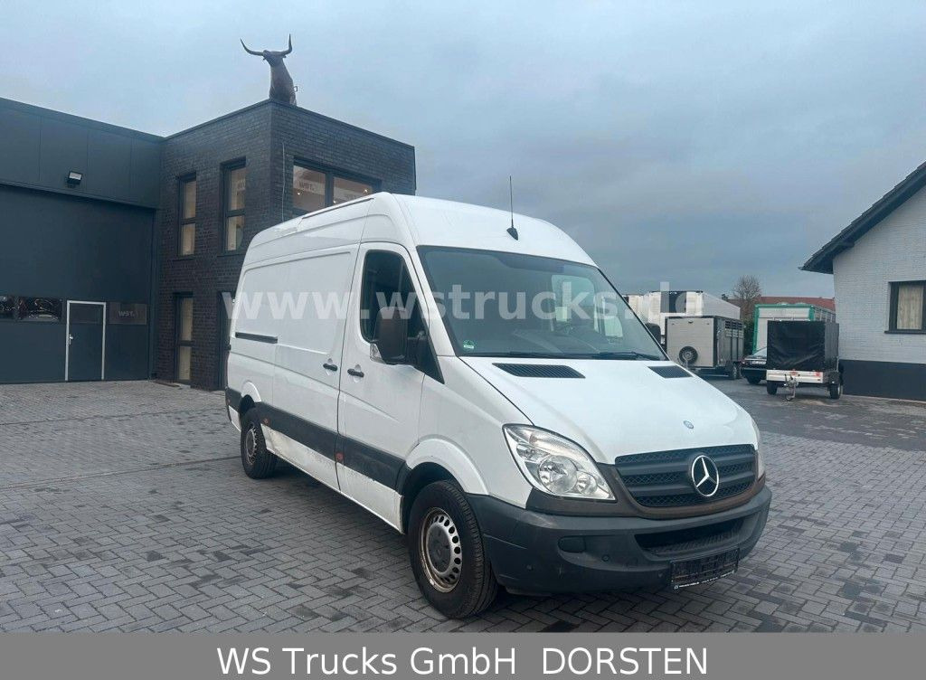 Mercedes-Benz Sprinter II Kasten 216 CDI Hoch/Lang - Легковой автомобиль: фото 5 Mercedes-Benz Sprinter II Kasten 216 CDI Hoch/Lang - Легковой автомобиль: фото 5